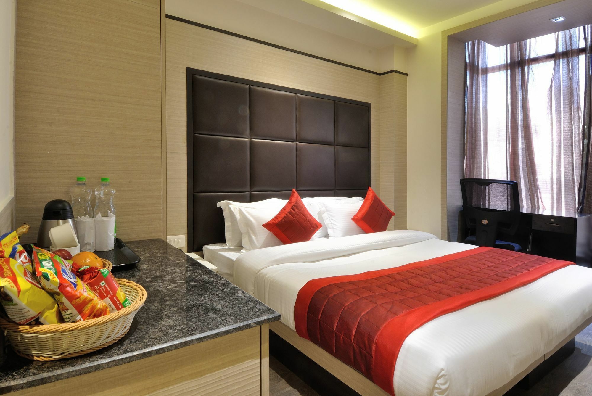 Hotel Royal Grand - Opposite Axis Bank East Patel Nagar Nuova Delhi Esterno foto